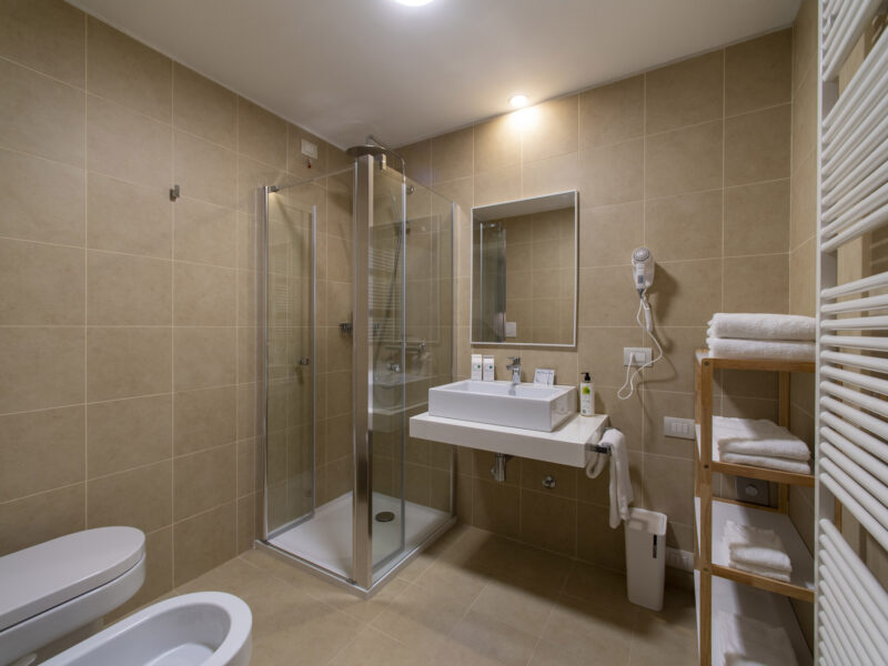 fototonina (30) fototonina (30)